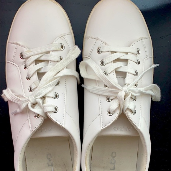 White Sneakers, Size 10 - Picture 1 of 2